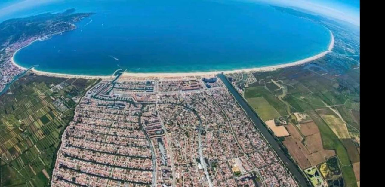 Bahia 1-2-21 1 ère ligne mer à Empuriabrava Exterior foto